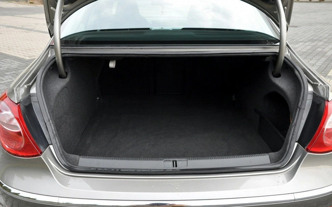 Volkswagen Passat CC cena 31900 przebieg: 247214, rok produkcji 2010 z Gołańcz małe 781